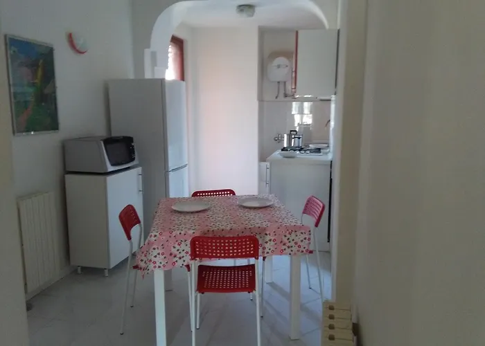 The House On The * Giardini Naxos