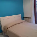 Апартаменти The House On The *