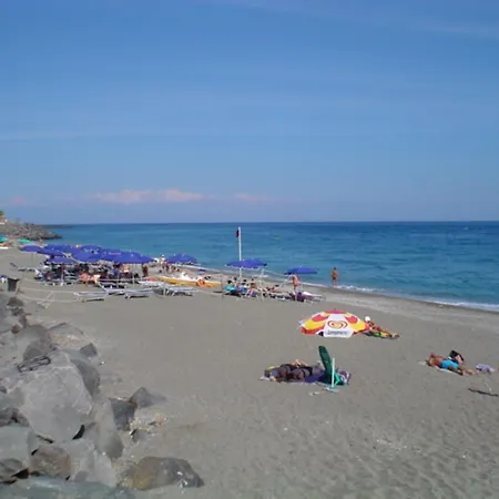 The House On The Apartment Giardini-Naxos